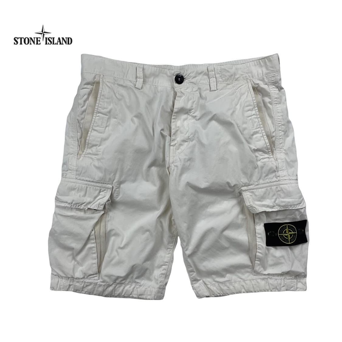 스톤아일랜드 화이트 카고숏팬츠 상품이미지1