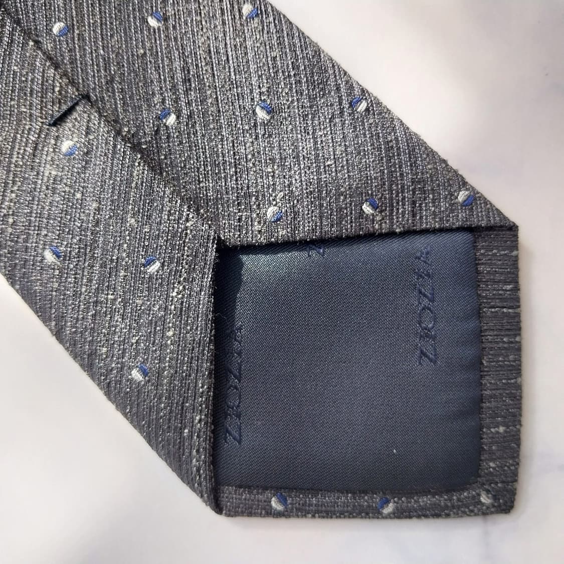 지오지아 다크그레이 패턴 넥타이 7.5cm A+등급 K2223
 상품이미지8