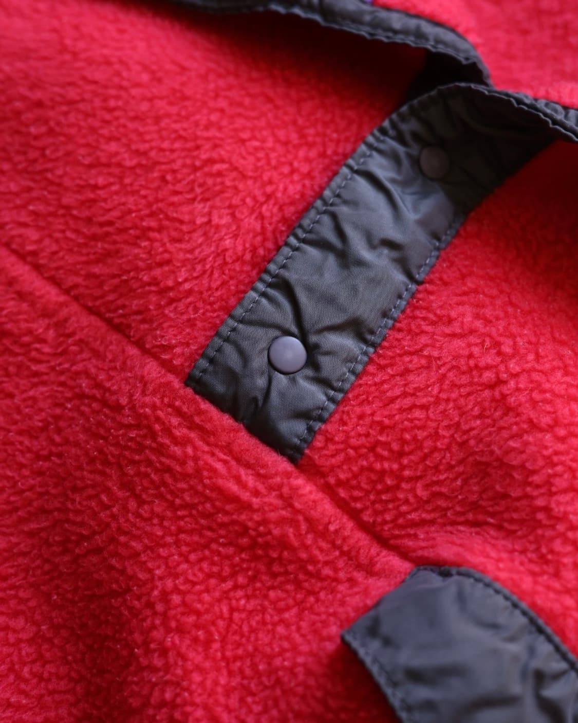 파타고니아 신칠라 90s 스냅티 플리스 (fire red) 상품이미지4