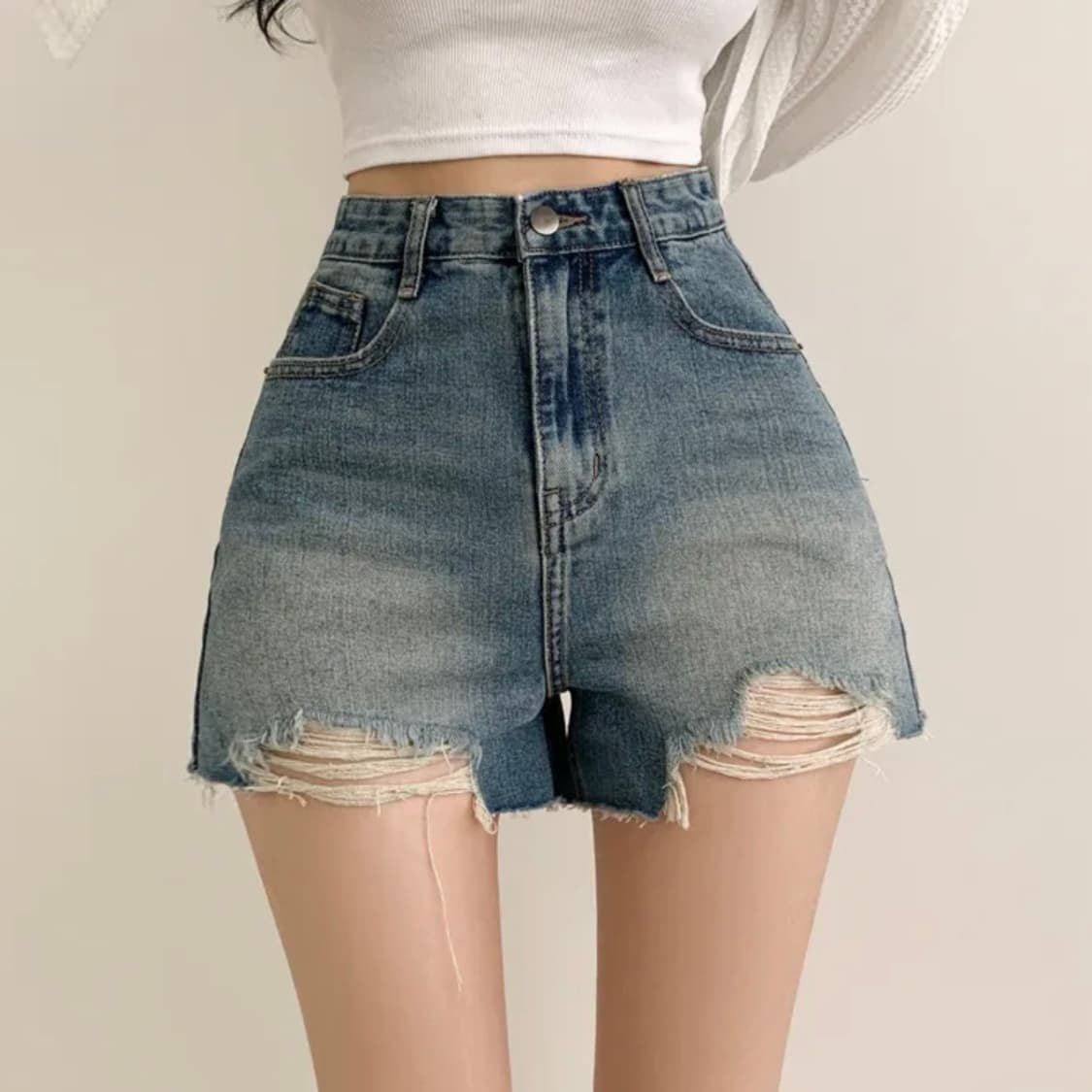 (새상품) 데미지 워싱 하이웨스트 밑단 컷팅 데님 숏팬츠 L 상품이미지1