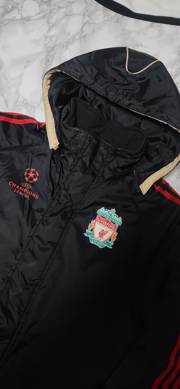아디다스 UCL 리버풀09-10 스타디움 패딩 점퍼 자켓
 상품이미지3
