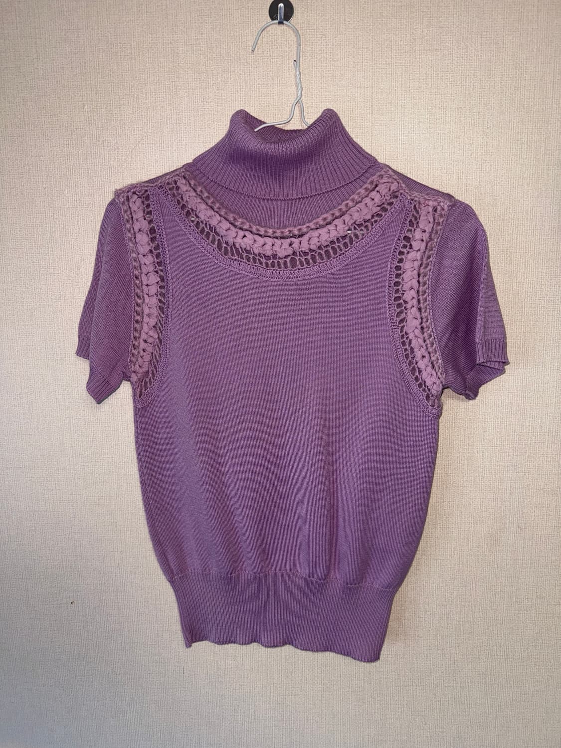 빈티지 터틀넥 반팔 니트 상품이미지1