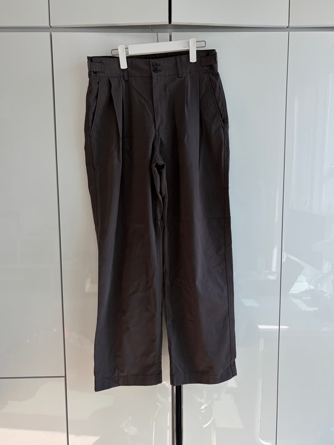 어나더오피스 산티아고 치노 24ss 다크오크 2 상품이미지1