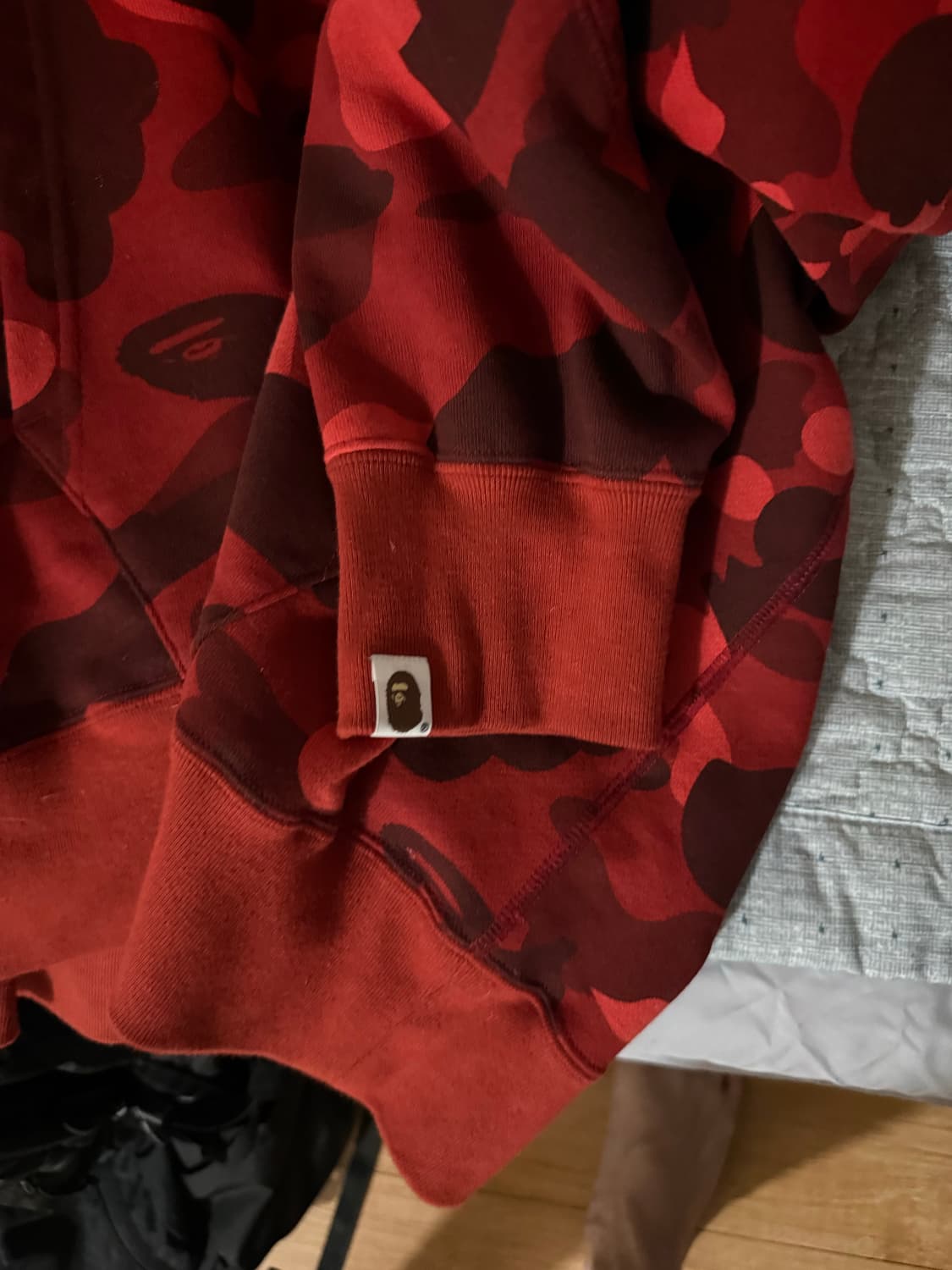 베이프 컬러 카모 샤크 후드집업 레드 상품이미지4
