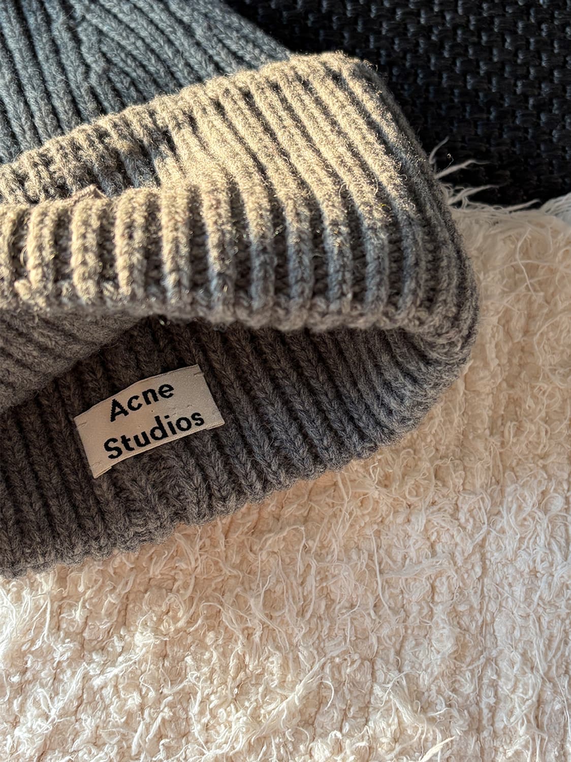 아크네 스튜디오 페이스 로고 비니 그레이 상품이미지2