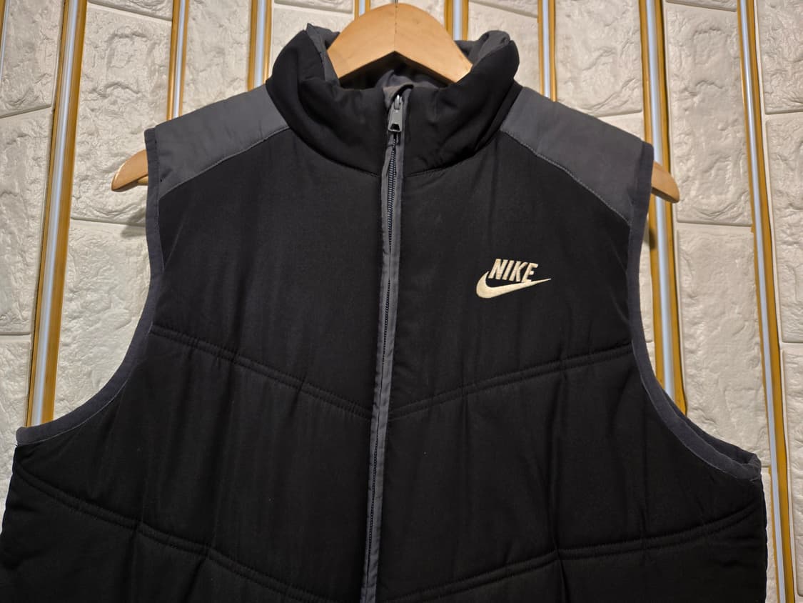 나이키 패딩조끼 XL 상품이미지3