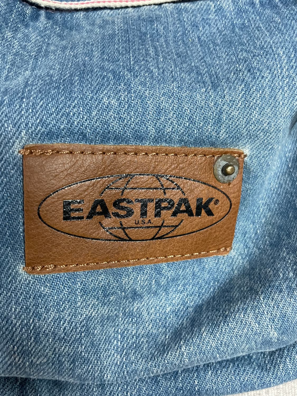 EASTPAK x KUROKI 셀비지 데님 백팩 상품이미지3