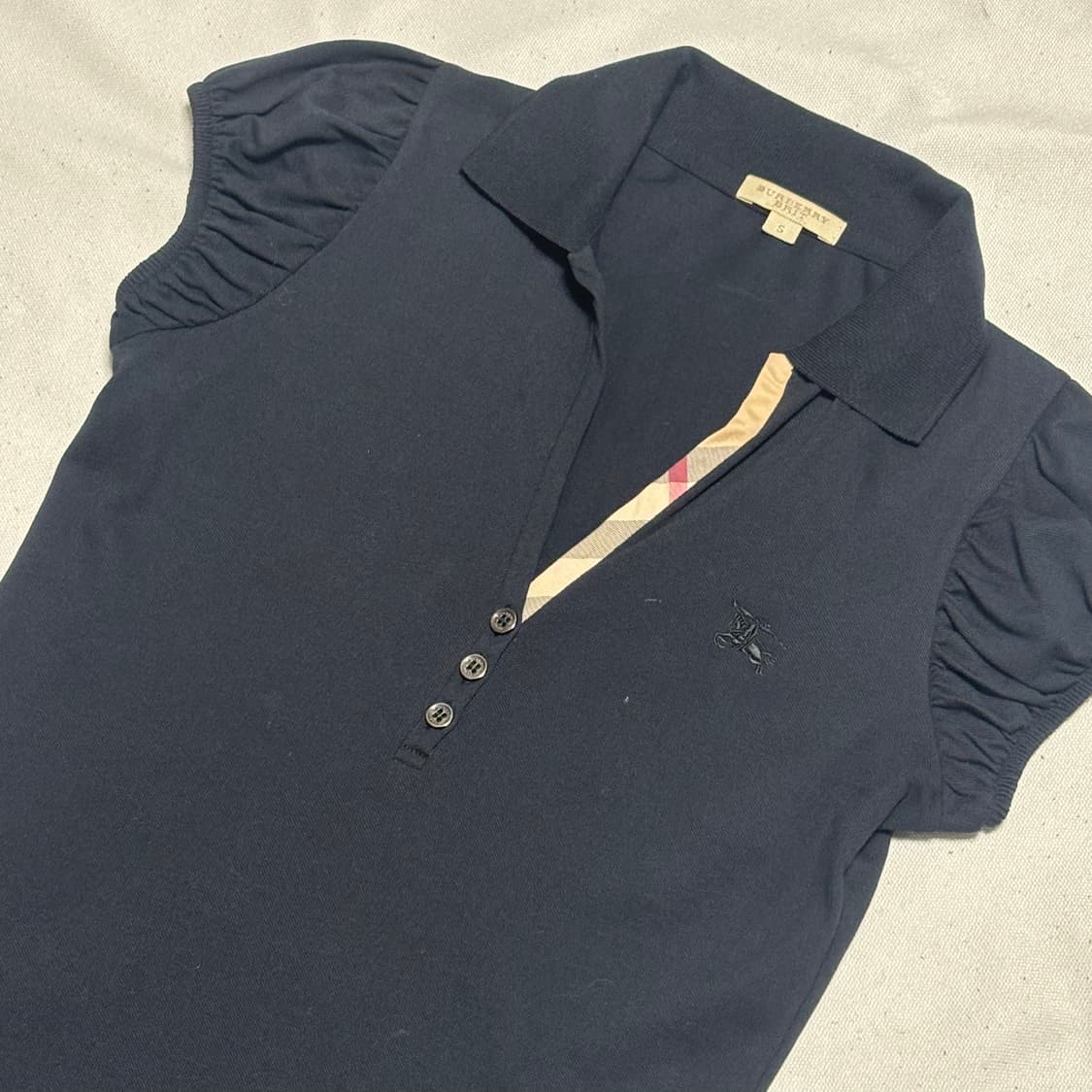 S 버버리 여성용 블랙 카라 반팔티 상품이미지1