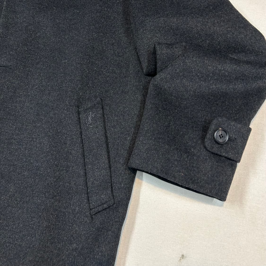 L) YSL 입생로랑 울 미디움 코트 자켓 블랙 상품이미지3