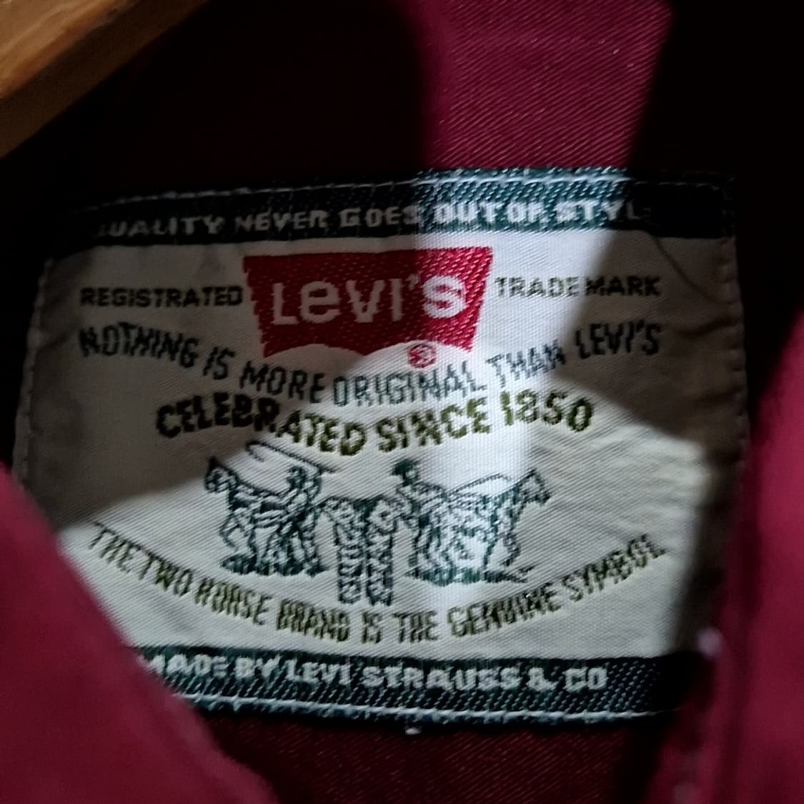 리바이스 화이트탭 셔츠 상품이미지5