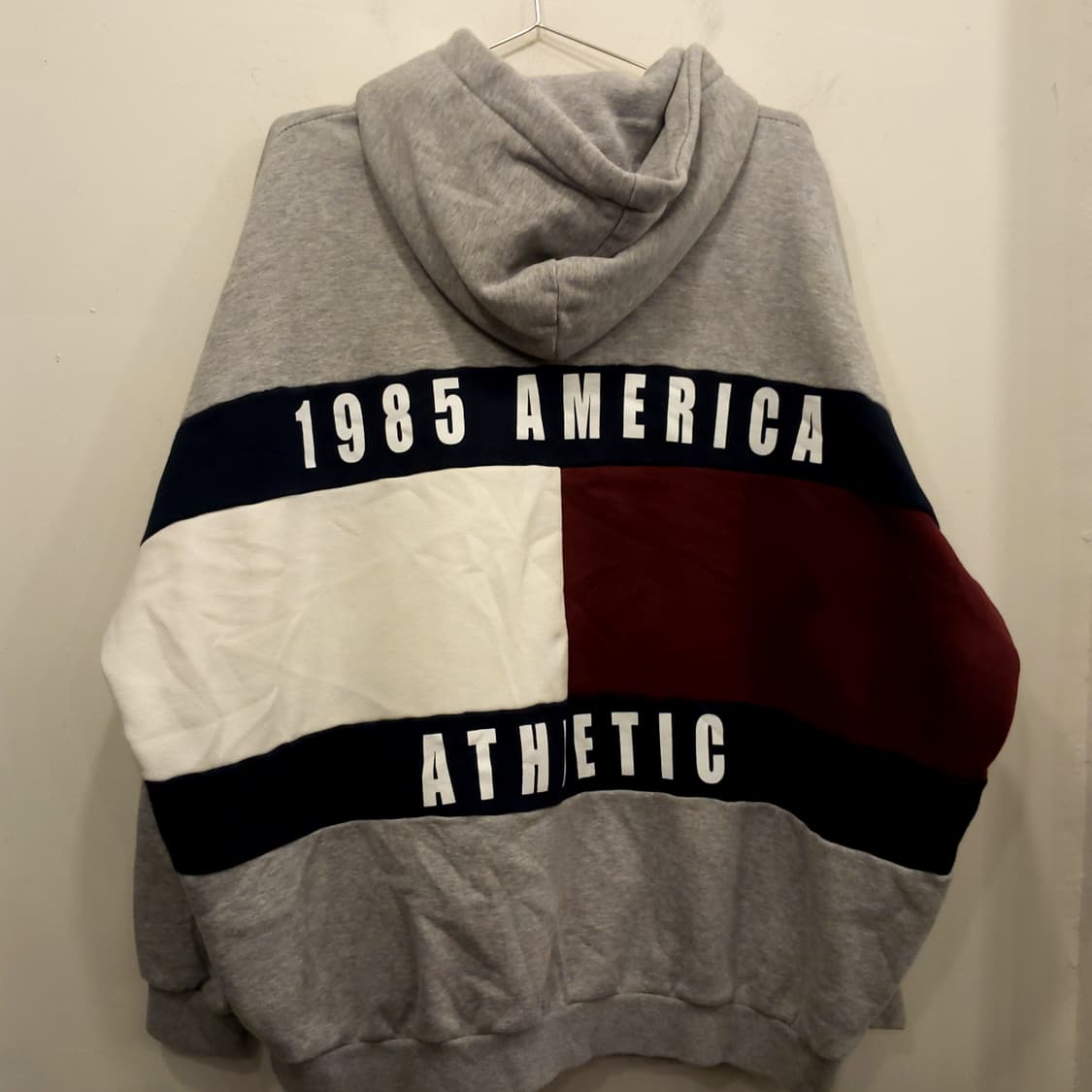 핑크수푼 캐주얼 아메리카 패치 후드집업
프리사이즈 상품이미지4