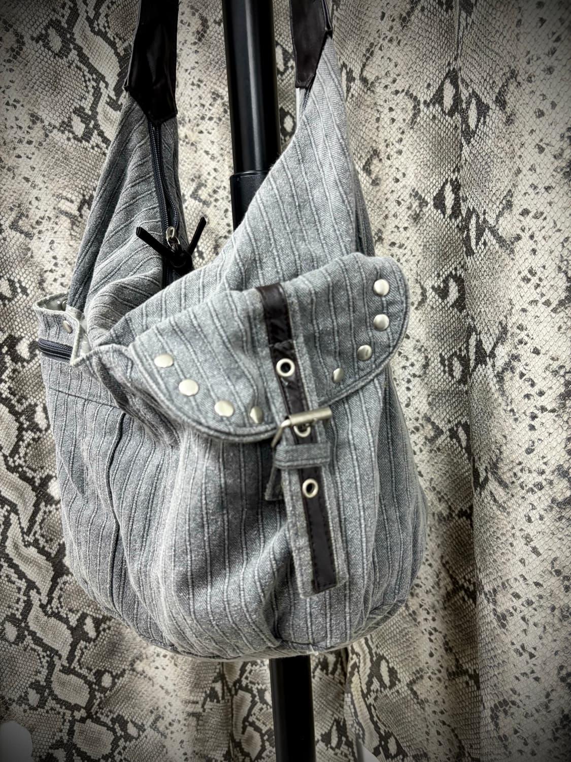 [Y2K] Dot Pattern Detail Stud&Buckle Gre 상품이미지3