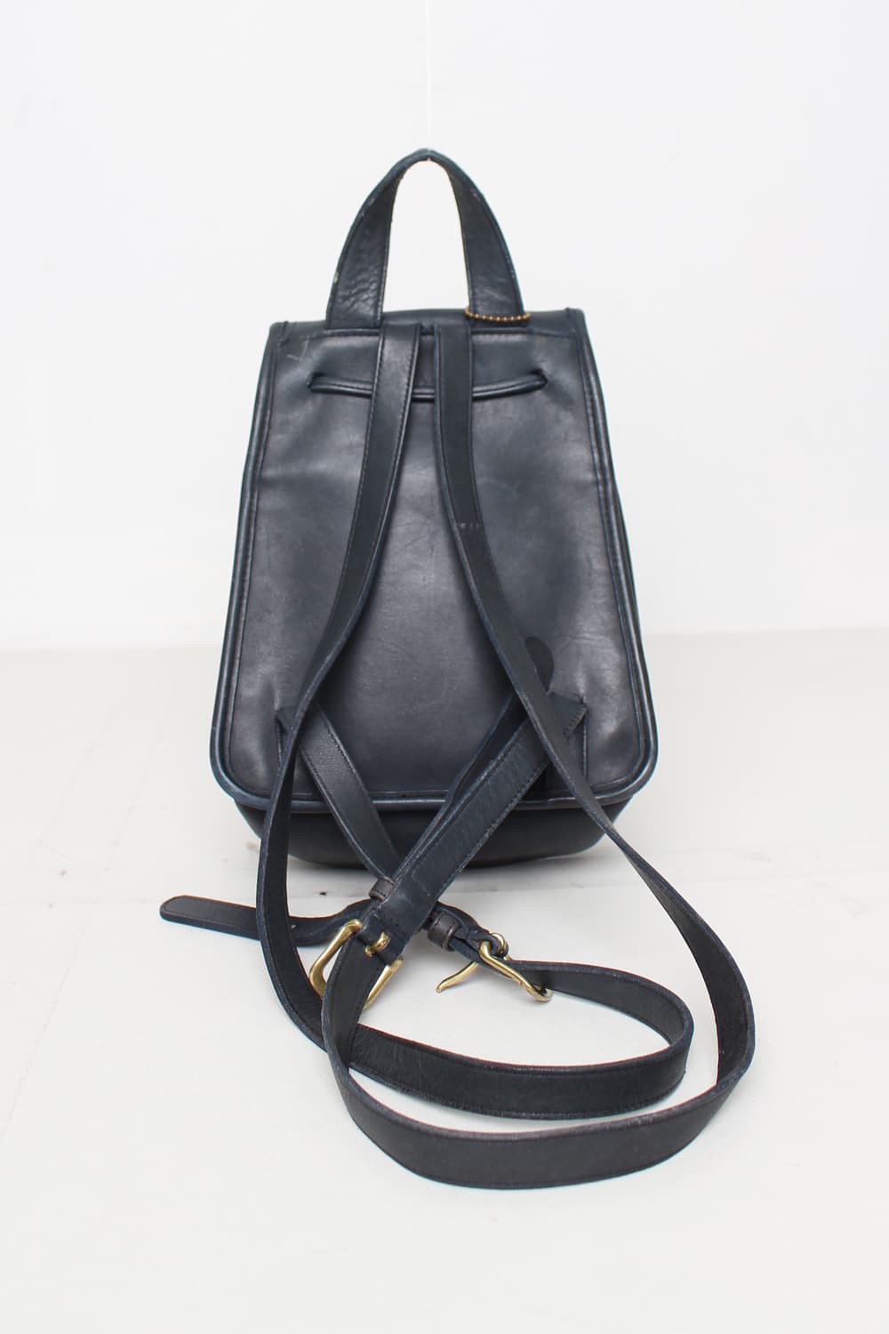 COACH Glove-Tanned Leather 상품이미지6