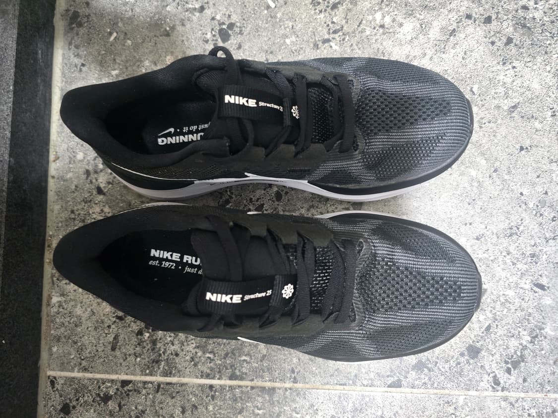 나이키 에어 줌 스트럭처25 블랙 245mm 여성 상품이미지6