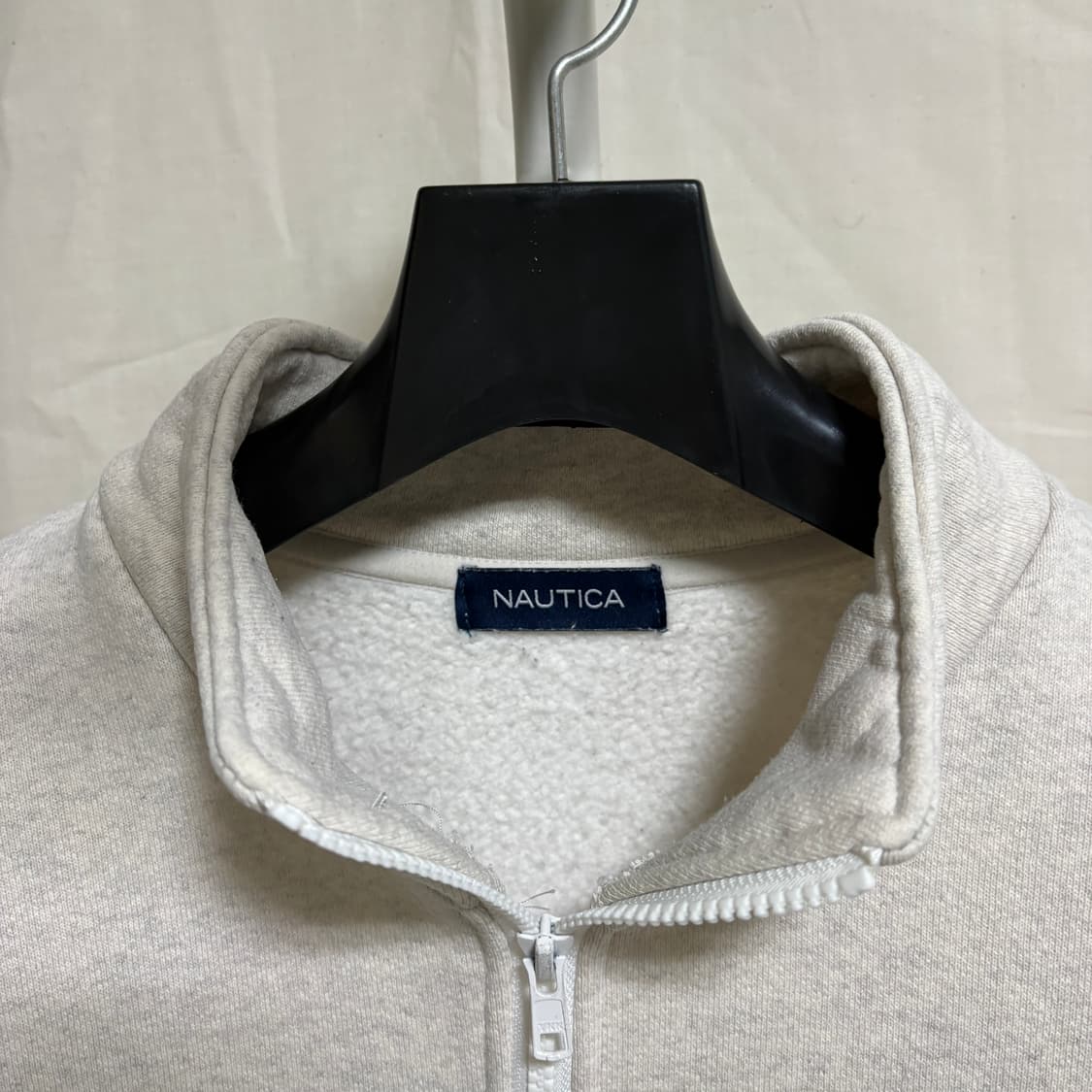 노티카 재팬 아치로고 하프집업 맨투맨 스웻셔츠 / 오트밀, M 상품이미지4