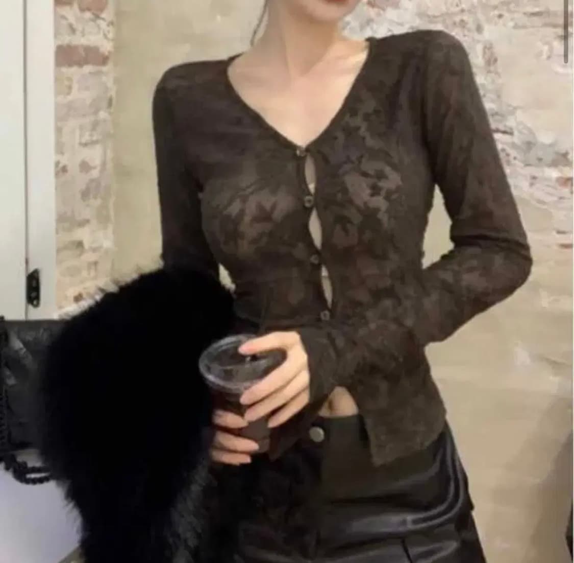 시스루 브이넥 슬림핏 가디건 (브라운) 상품이미지3