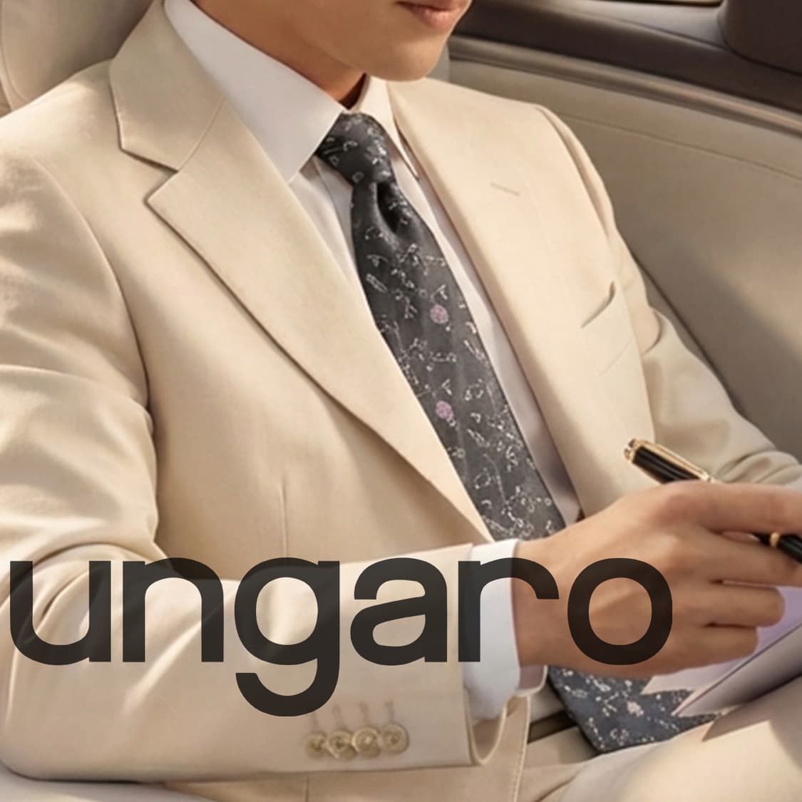 웅가로 실크 그레이 플라워 패턴 넥타이 9.9cm A+등급 E912 상품이미지1