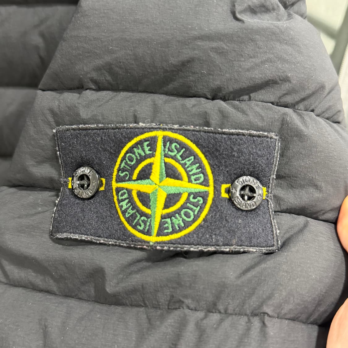 스톤아일랜드 경량패딩 블랙 상품이미지4