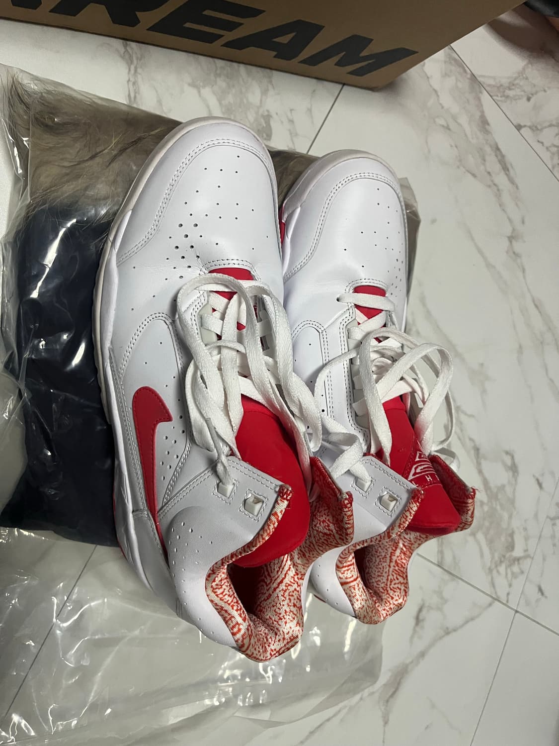 [280] 나이키 DJ2518-101 팝니다 상품이미지3