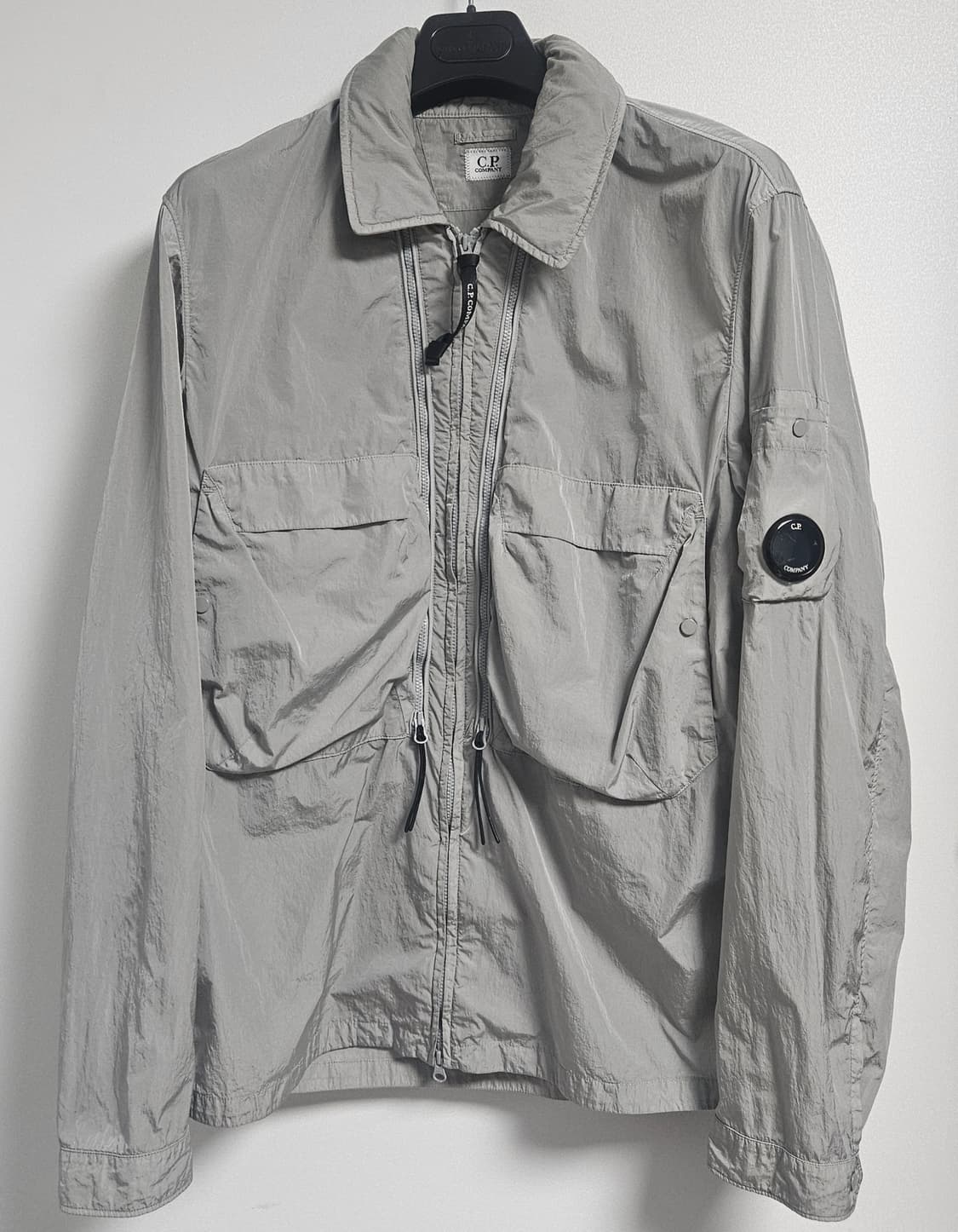CP컴퍼니 24ss 크롬 R 나일론 오버셔츠 XL 상품이미지1