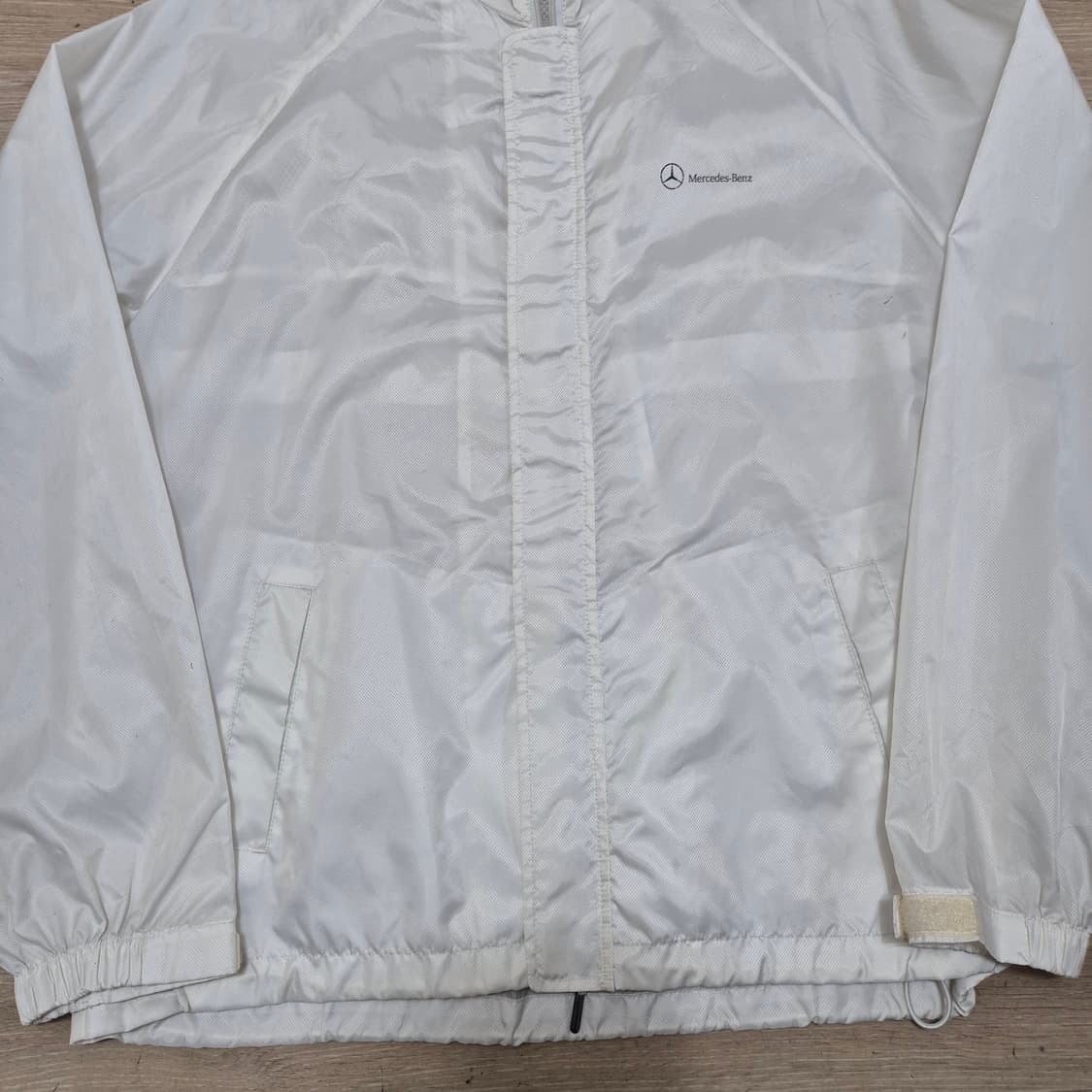 메르세데스 벤츠 화이트 바람막이 자켓 L(100) 상품이미지3