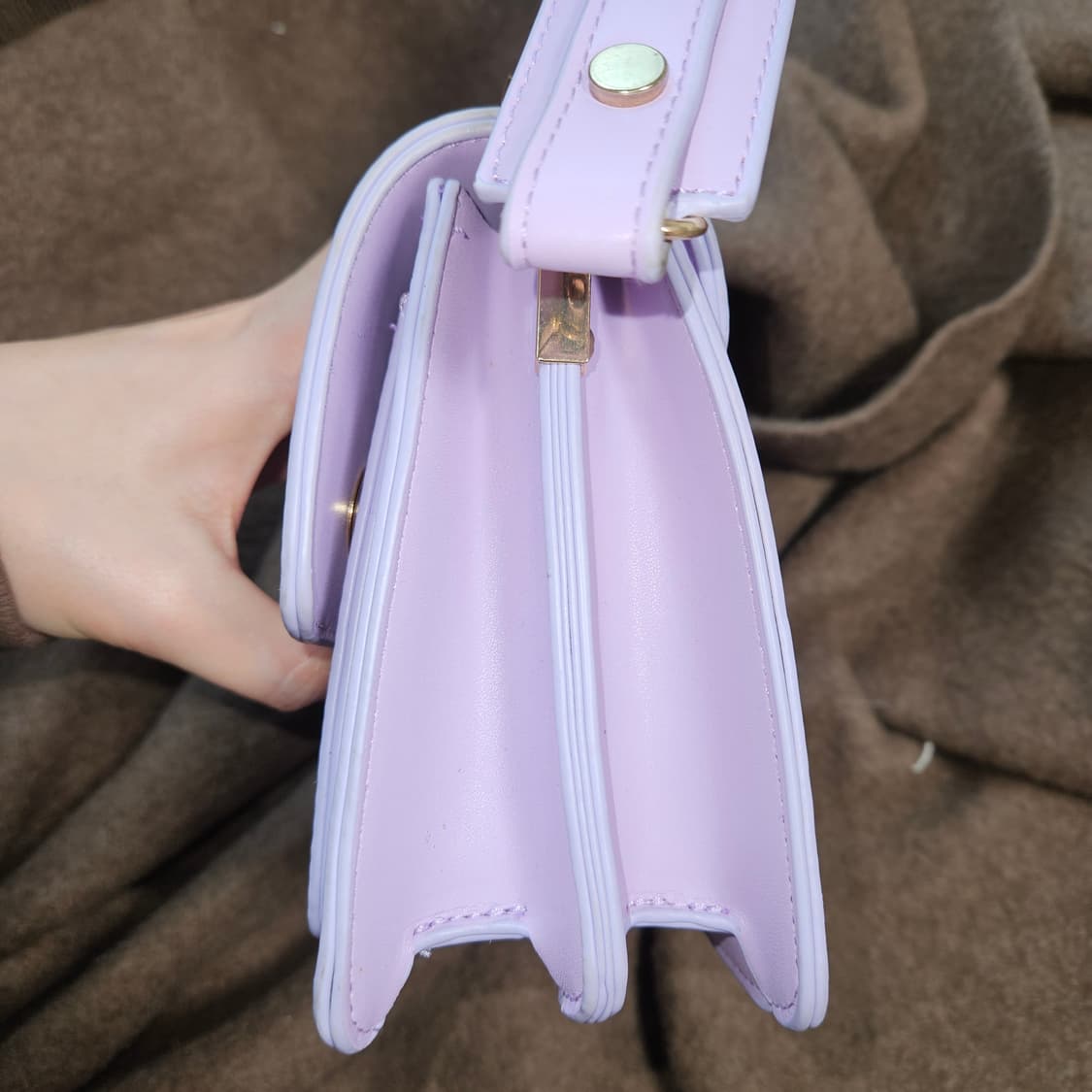 라벤더 컬러 체인 숄더백 미니백(비건레더) 상품이미지3