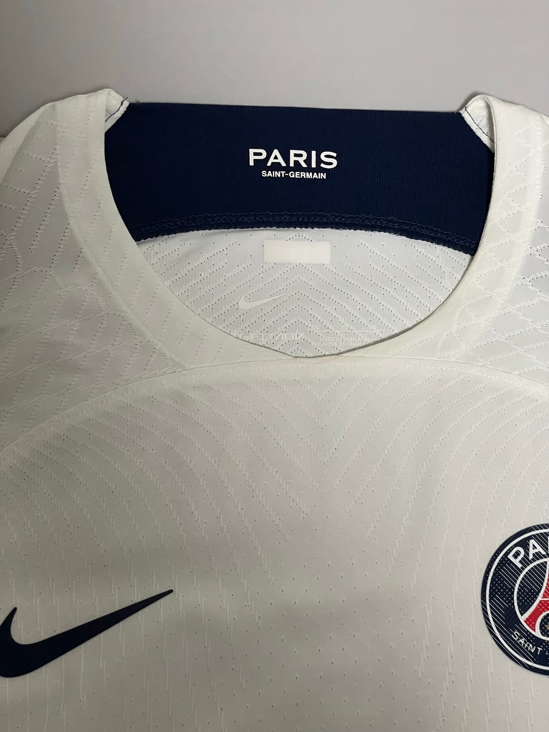23-24 파리 생제르망 어웨이 어센틱 No.10 네이마르 상품이미지5