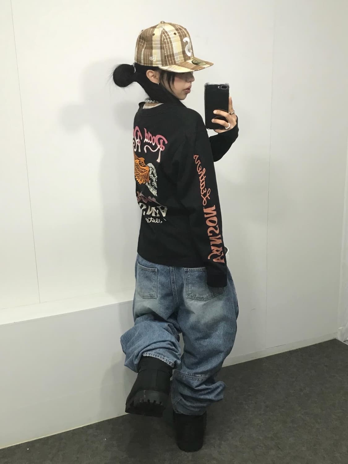 밴슨 핑크 자수패치 스컬 롱슬리브 상품이미지5