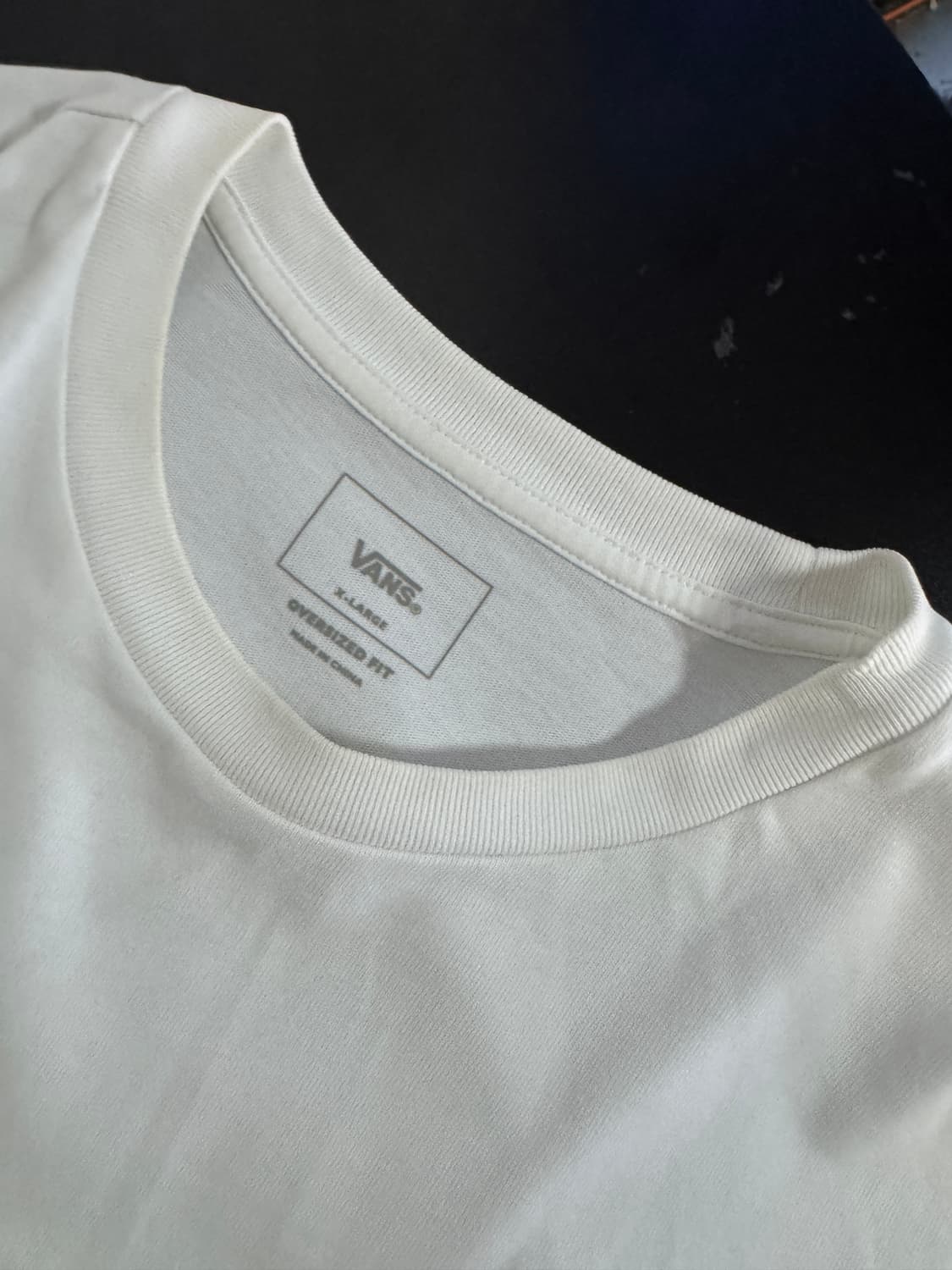 반스 Vans 스트릿 뒷 프린팅 오버핏 반팔 티셔츠 XL 화이트 상품이미지3