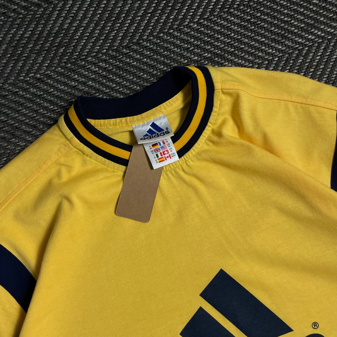 00s 아디다스 올드스쿨 빅로고 트레이닝 반팔 탑o 4812 상품이미지4