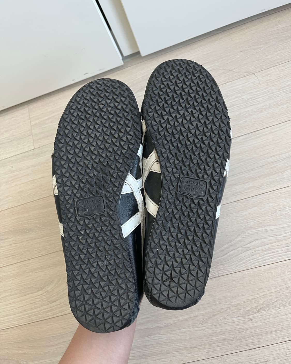 오니츠카 타이거 맥시코 66 블랙 상품이미지5