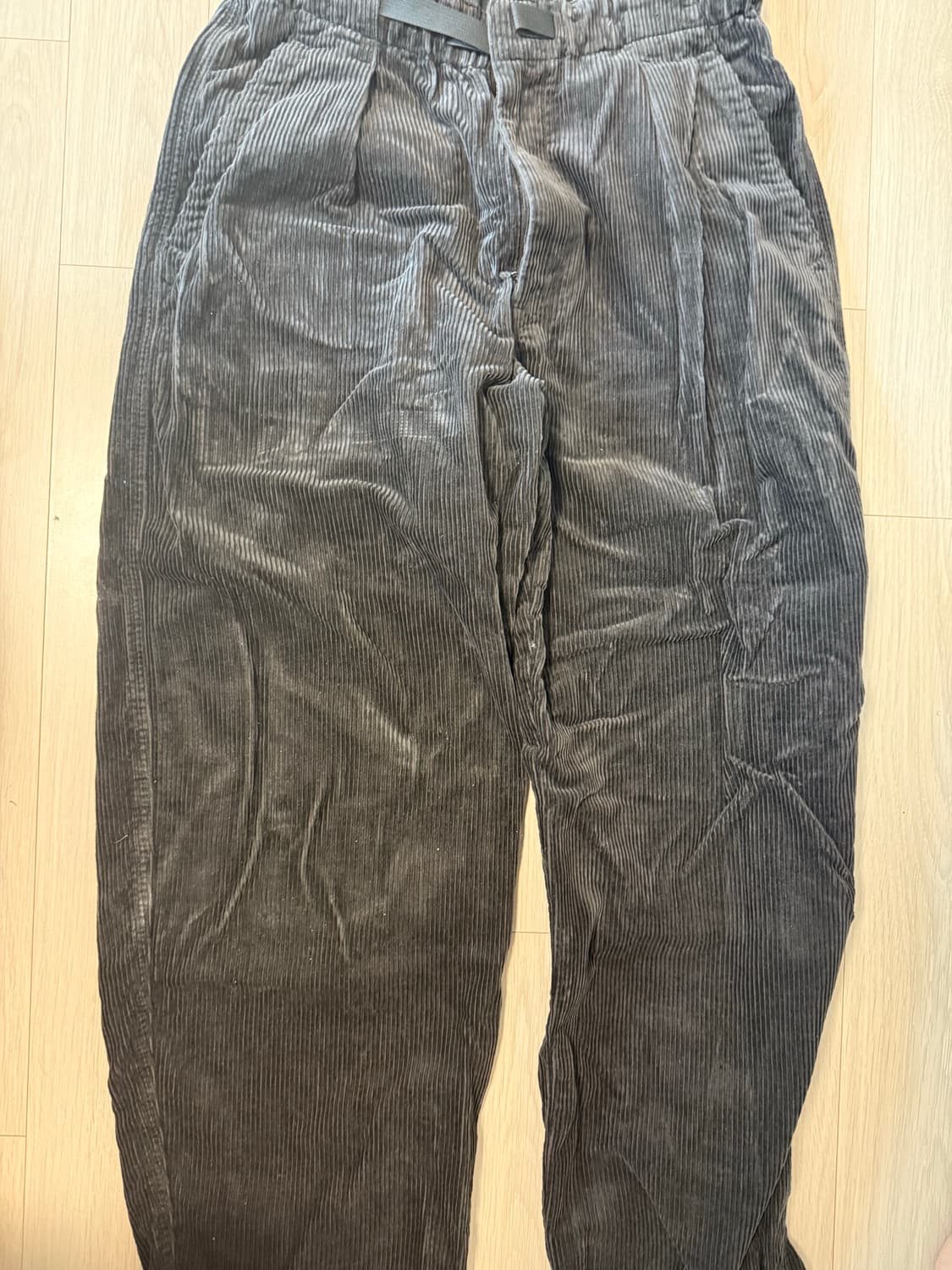 유니클로 u 코듀로이 턱 와이드팬츠 M 상품이미지1