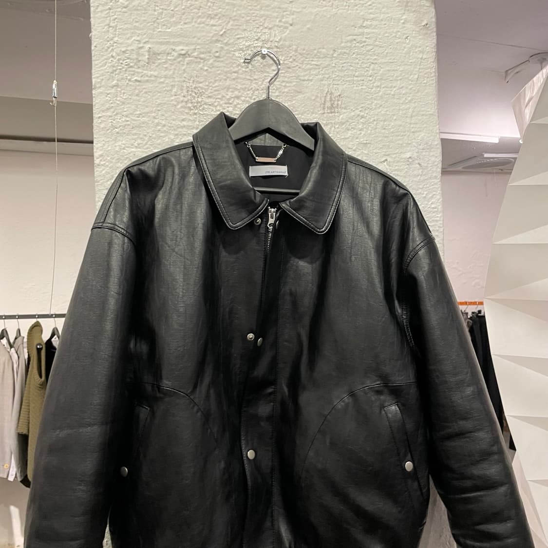 준태킴 레더 텍스쳐 자켓 상품이미지2