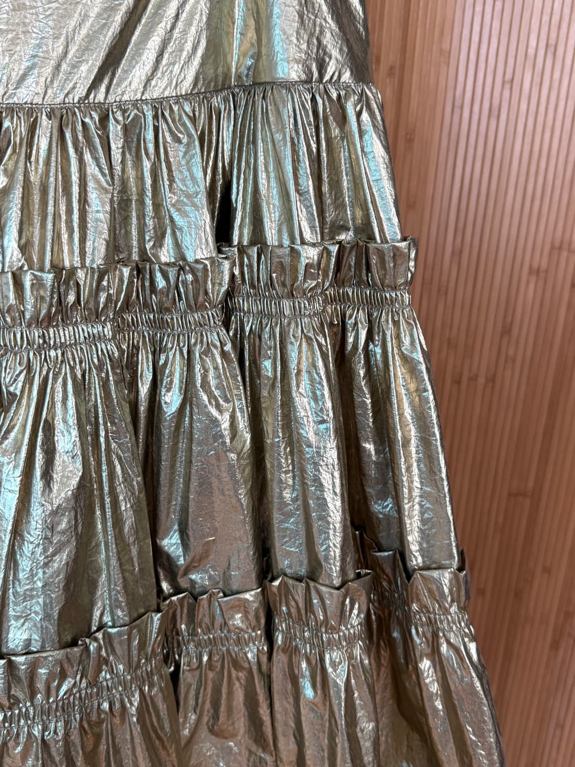 위라라 Ouilara fine pleated skirt / gold 상품이미지5