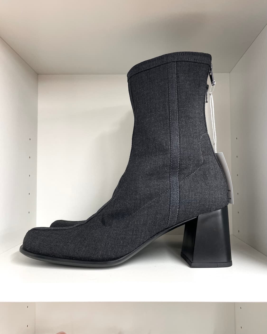 [245] 프라다 앵클 부츠 상품이미지3