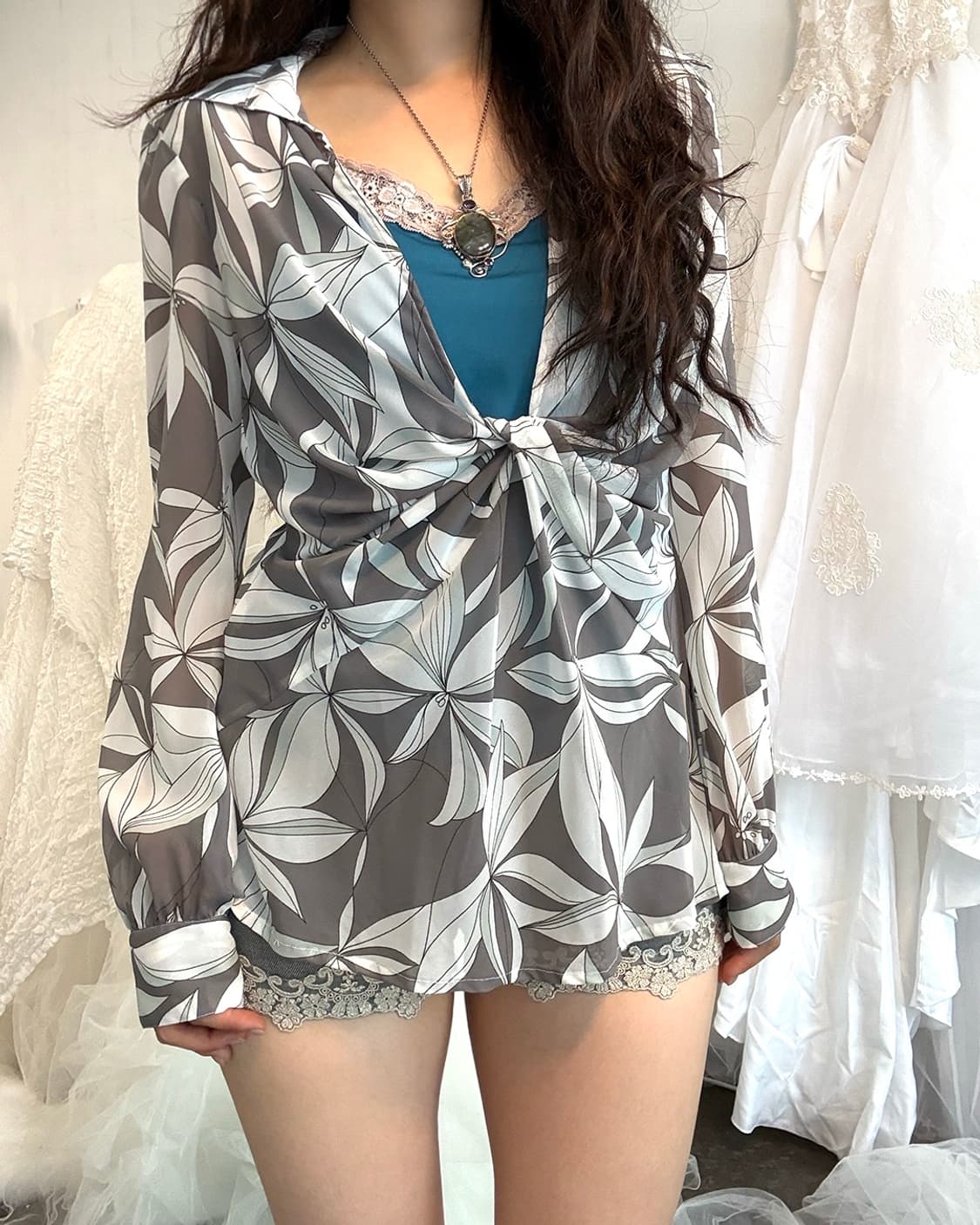 gray fairy lace detail short denim pants 상품이미지7