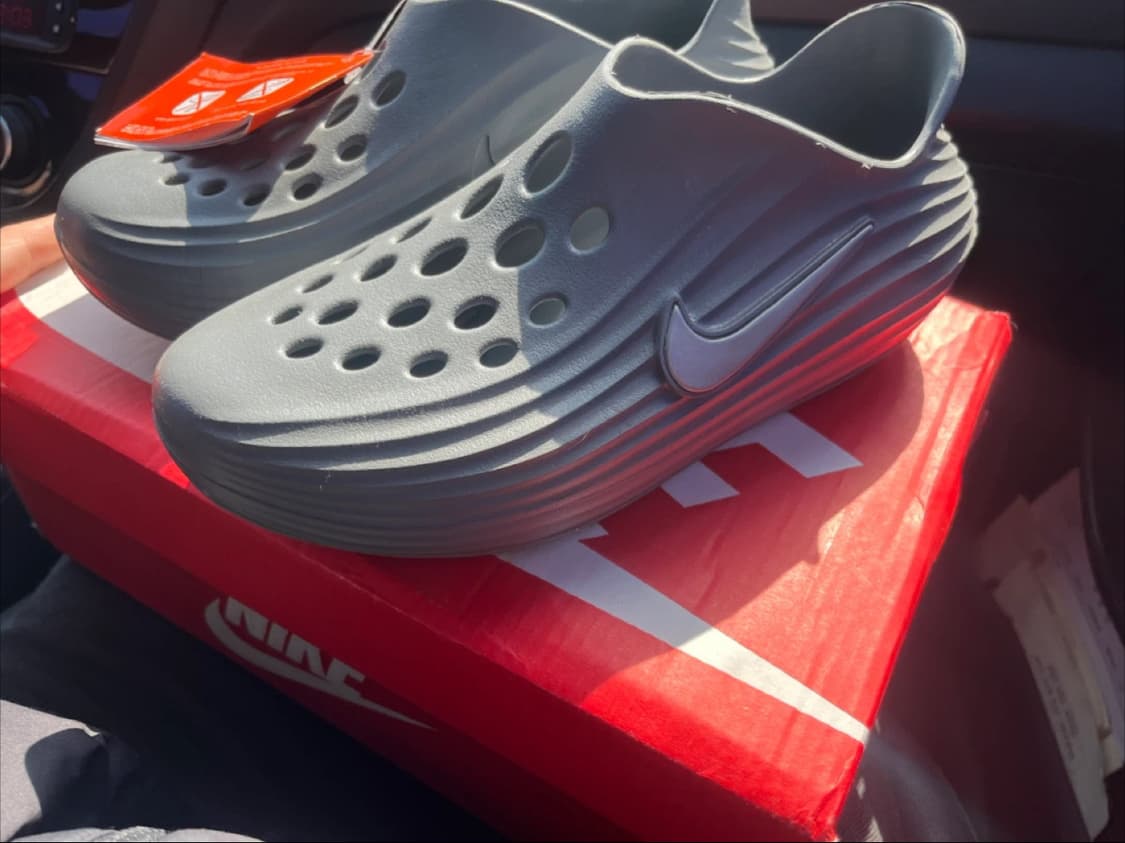 [새상품] 나이키 리액트X 리주버네이트 스모크 그레이 250~ 255 상품이미지1