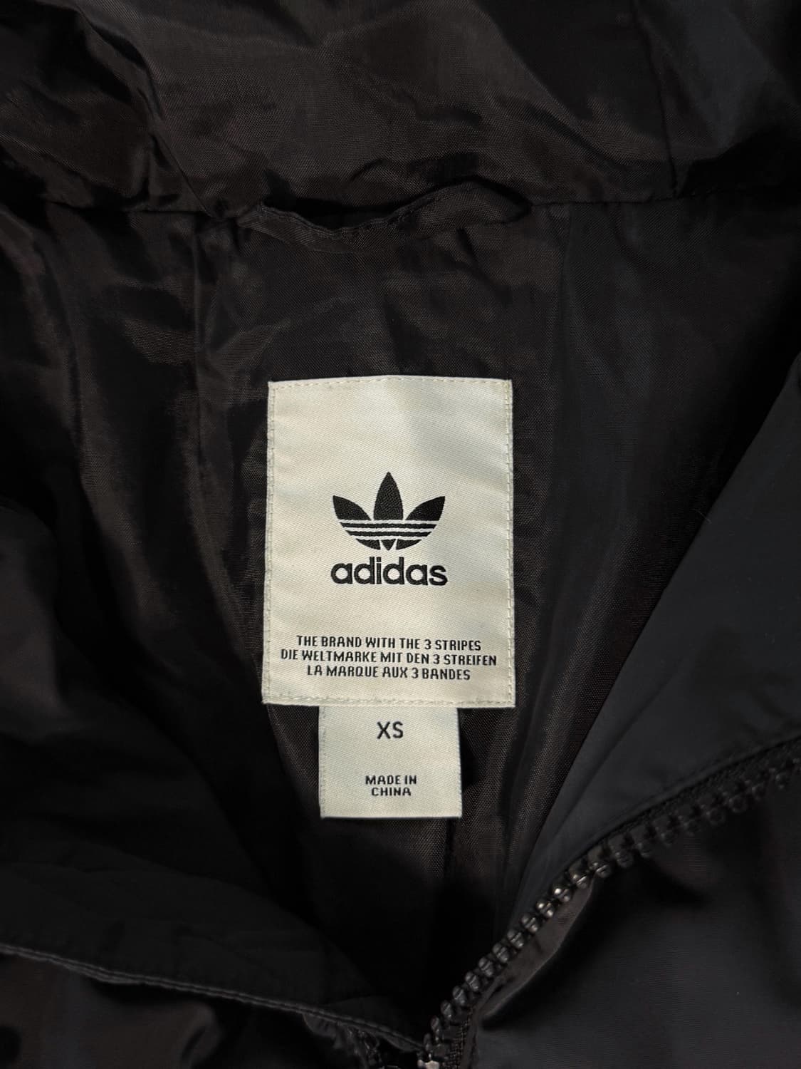 아디다스 오리지널 구스다운 검흰 배색 제니 후드 숏 패딩  상품이미지5