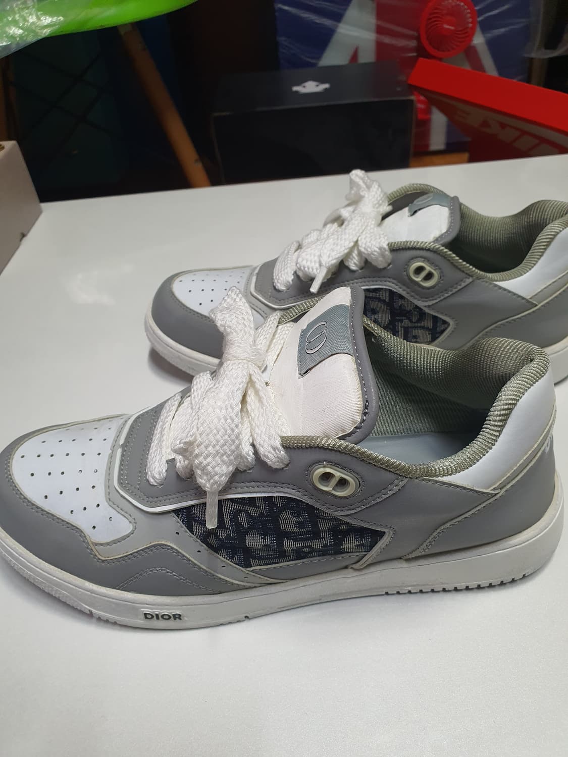 디올 커스텀 스니커즈 270 상품이미지3