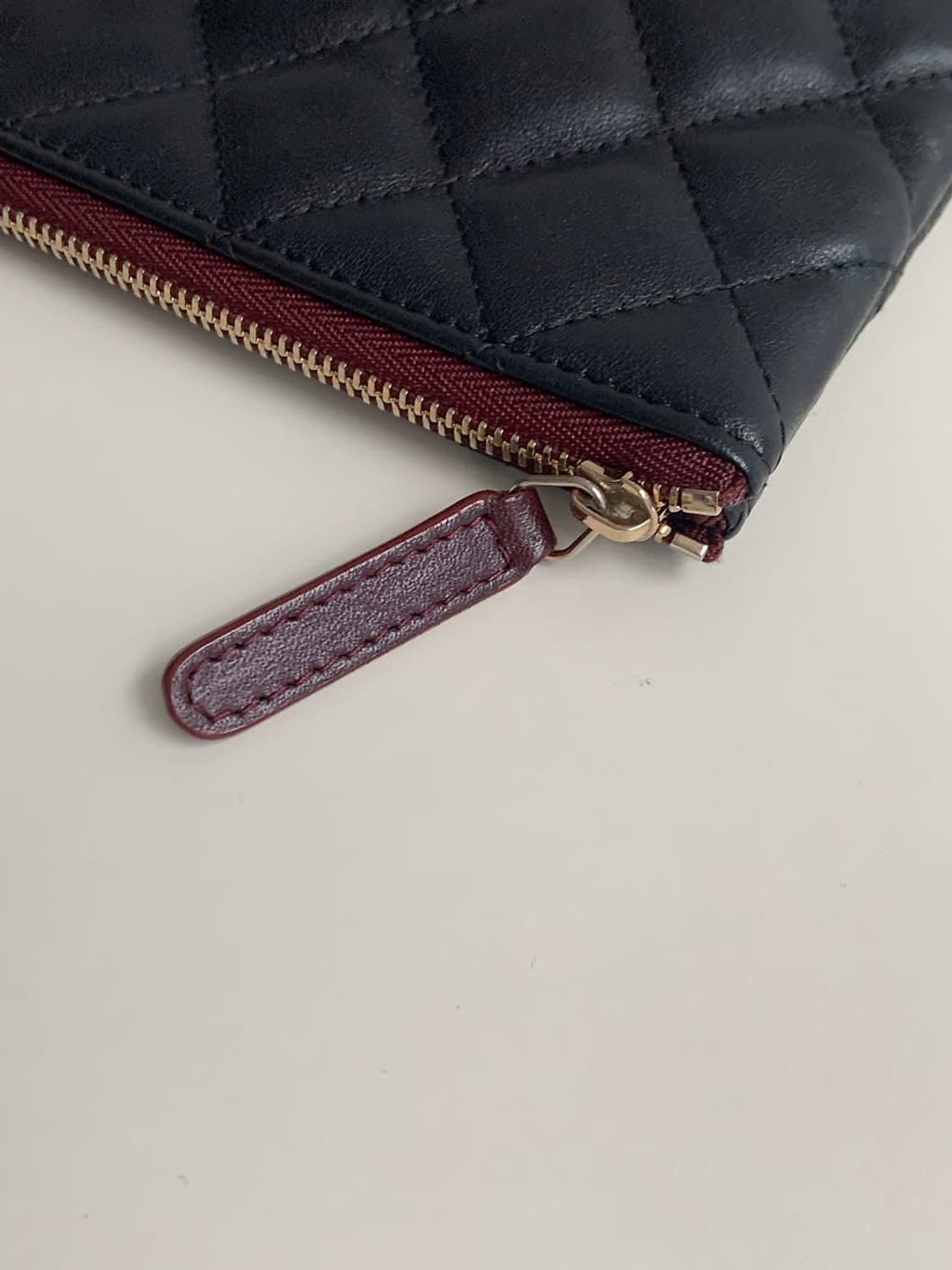 샤넬 클래식 클러치 스몰 램스킨 상품이미지5