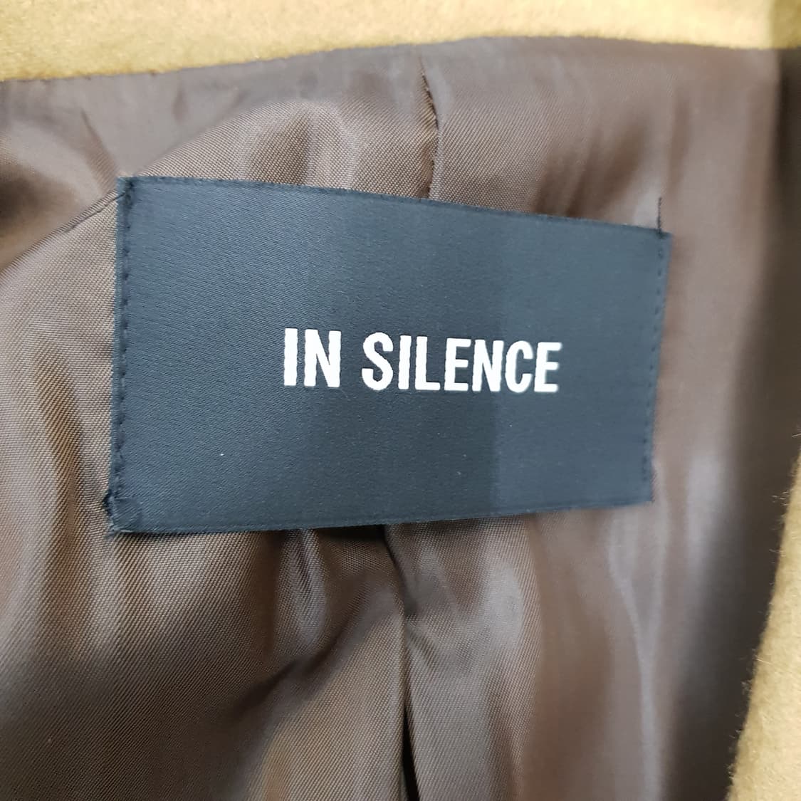 IN SILENCE 클래식 싱글 코트 M 사이즈  상품이미지3