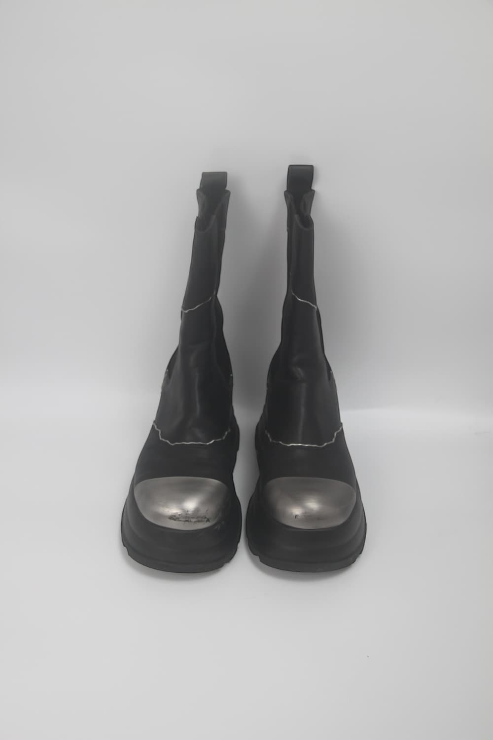 Both X CHARLES & KEITH 한소희 스틸토 부츠 상품이미지4