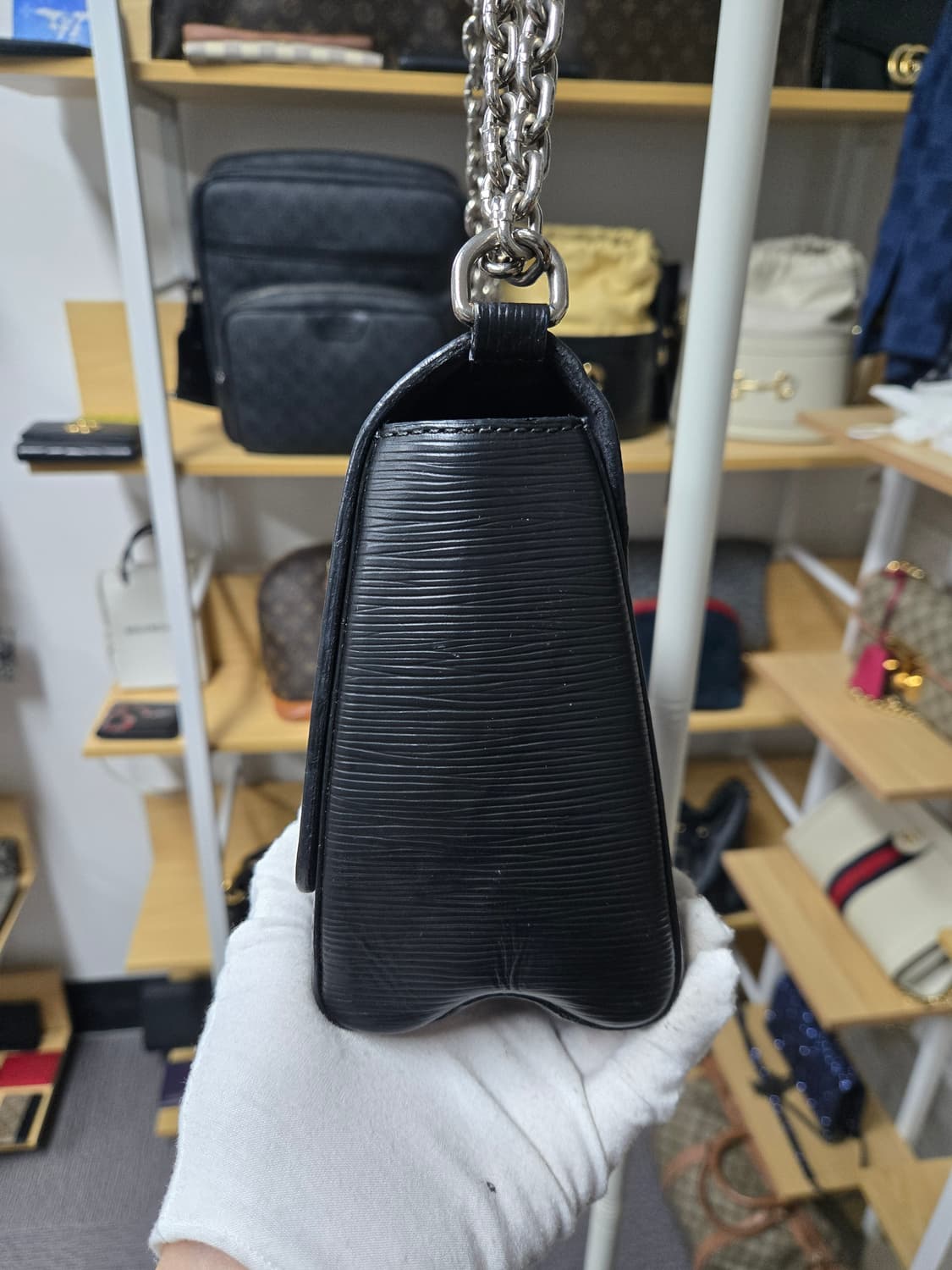 [특가][정품]루이비통 트위스트mm 체인백 상품이미지4