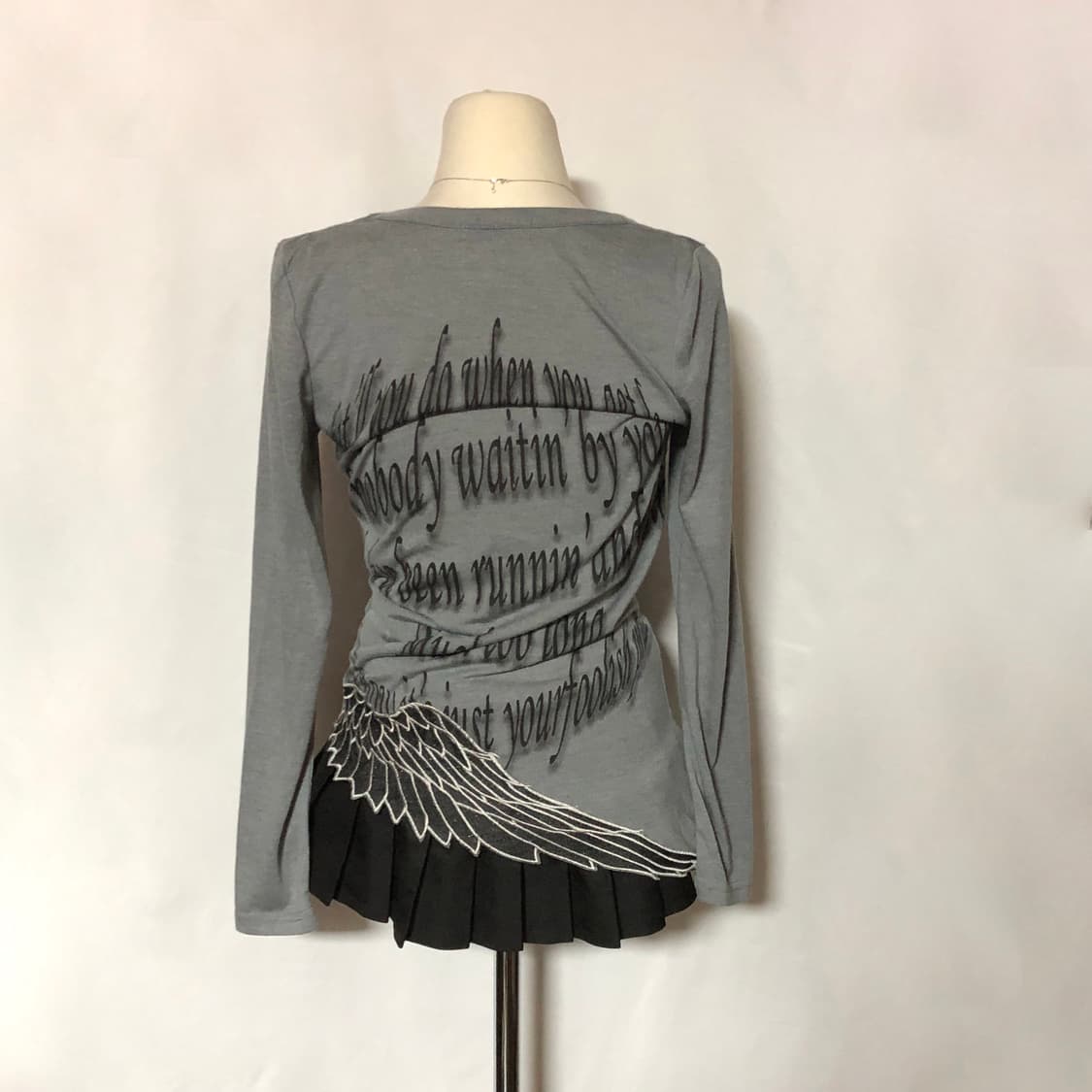 스컬 펑크 날개 티셔츠 그레이 상품이미지5