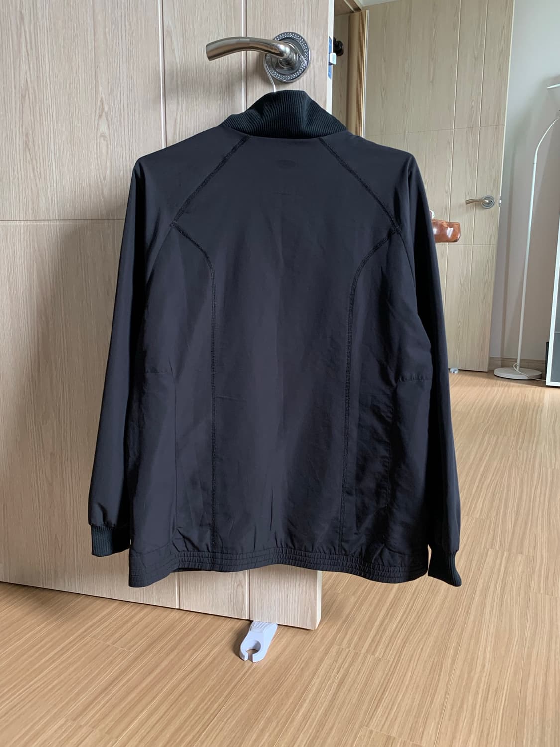 아디다스 바람막이 집업 상품이미지2