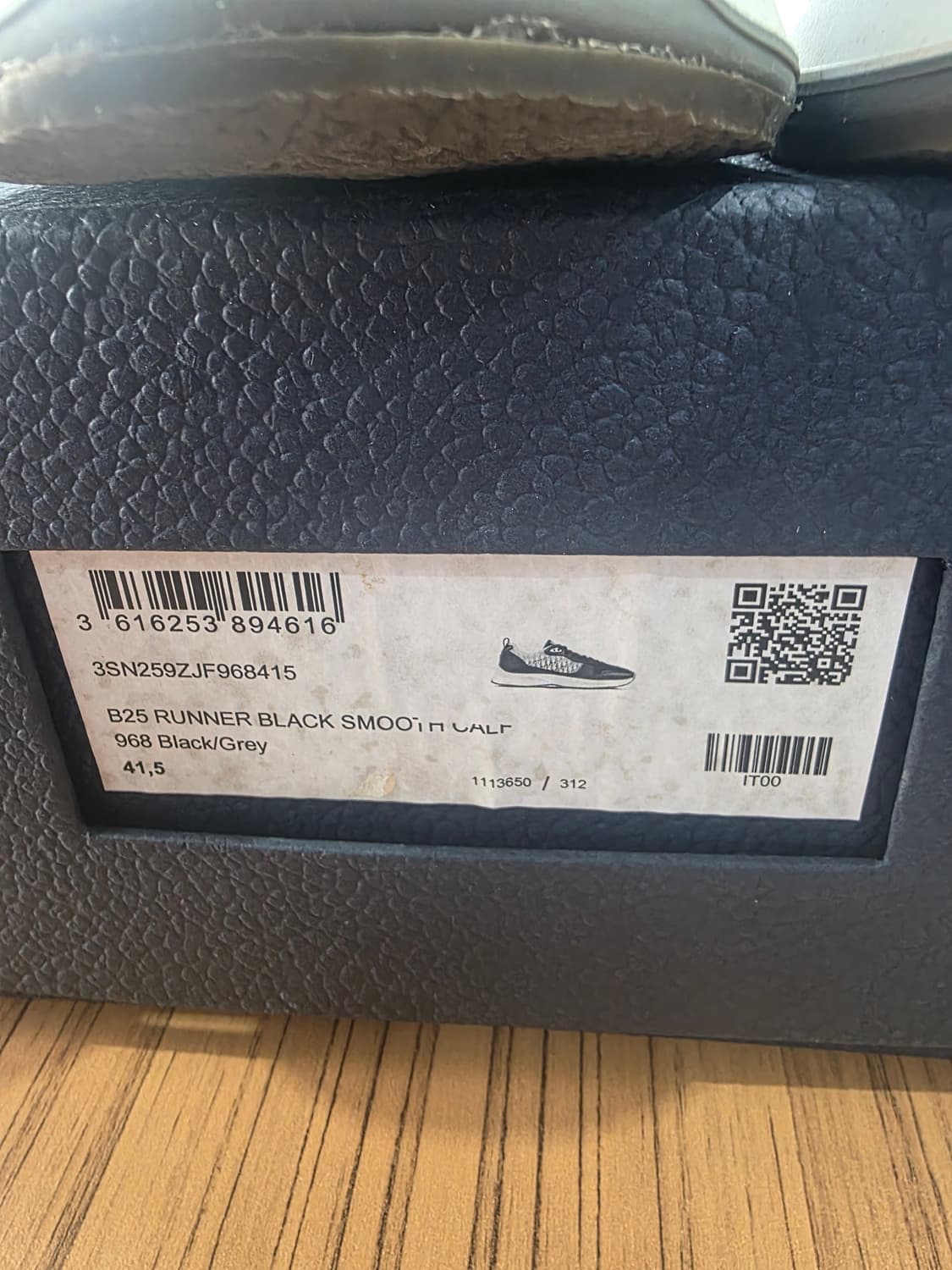 디올 B25 러너 스니커즈 블랙 스웨이드 화이트 41.5사이즈 상품이미지8