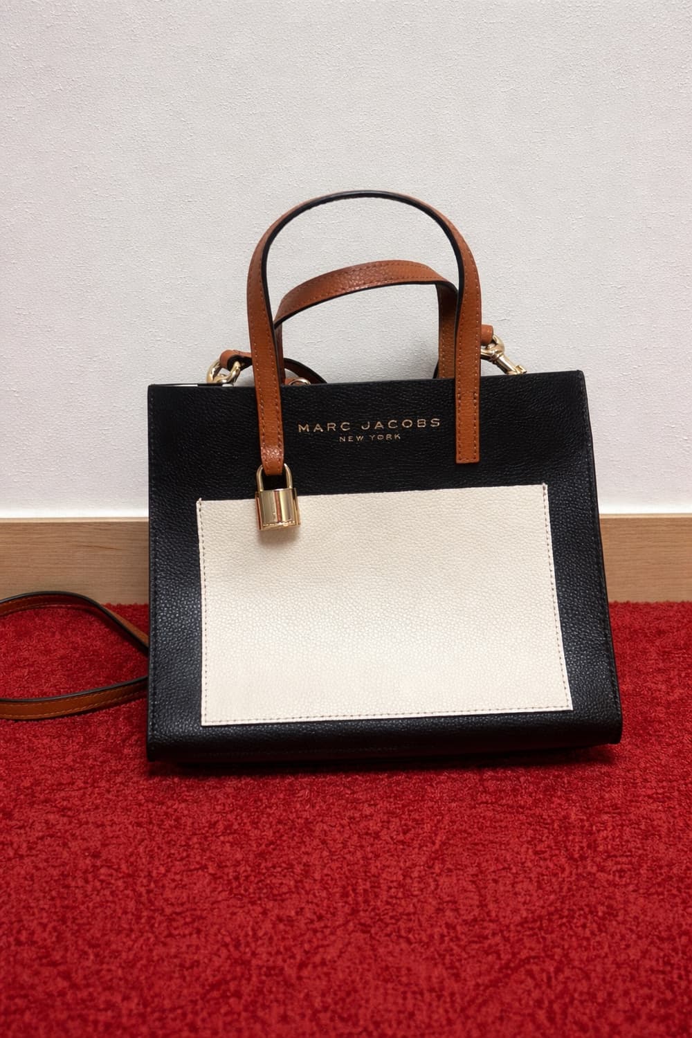 Marc Jacobs New York Tote Bag 상품이미지1