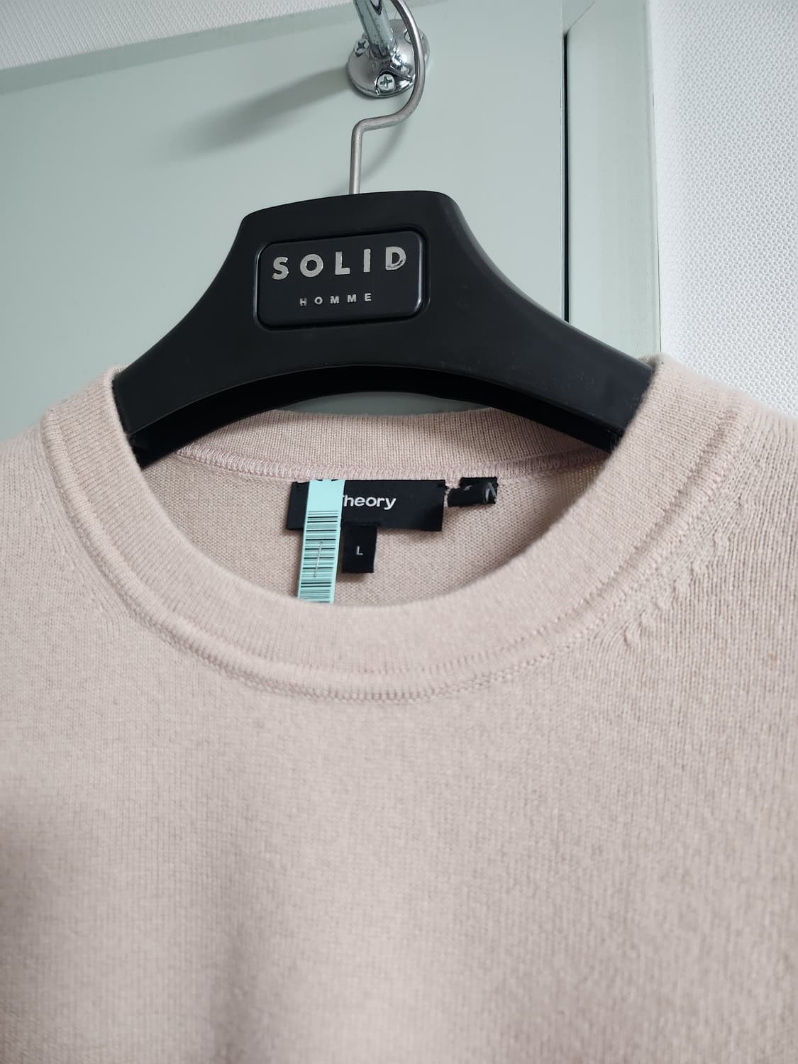 띠어리 니트팝니다 상품이미지2