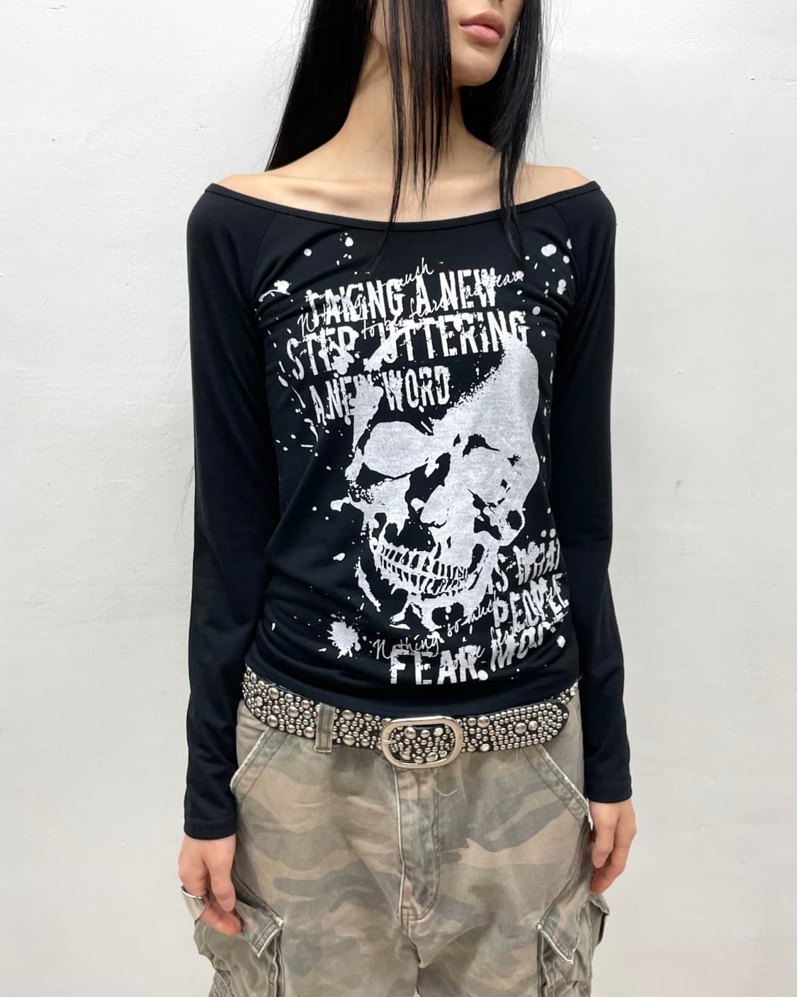 Skeleton Shoulder Black Long Sleeve 상품이미지4