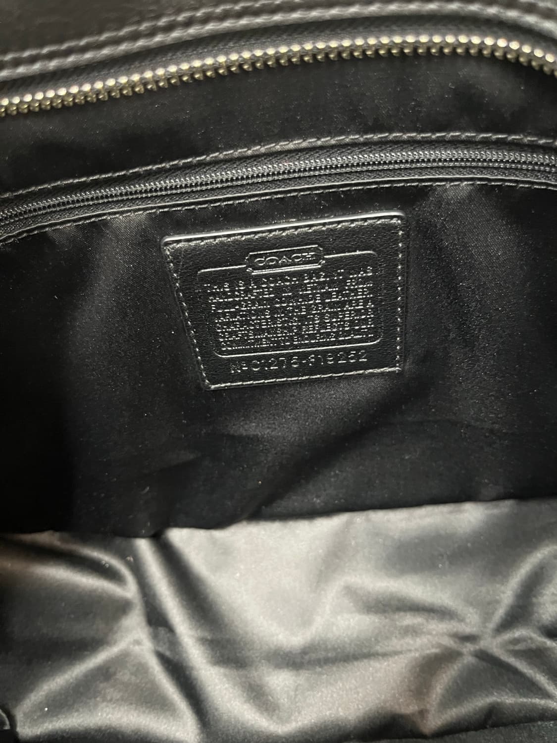 Coach Black Square Shoulder Bag 상품이미지8